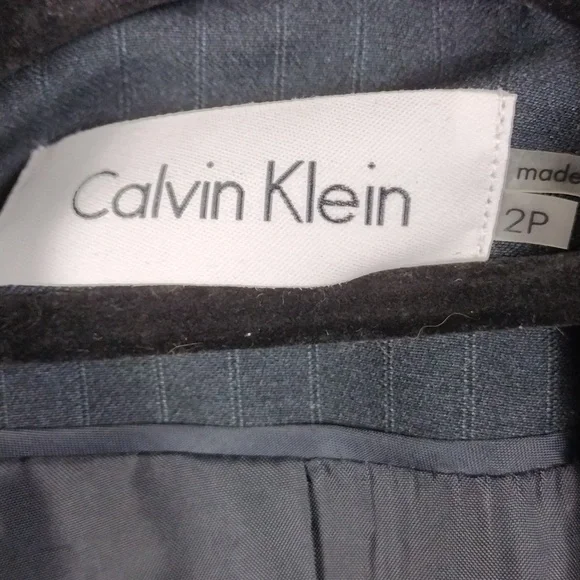 Calvin Klein Black Pinstripe One Notch Two Button Front Long Sleeve Crop Blazer - Picture 6 of 13